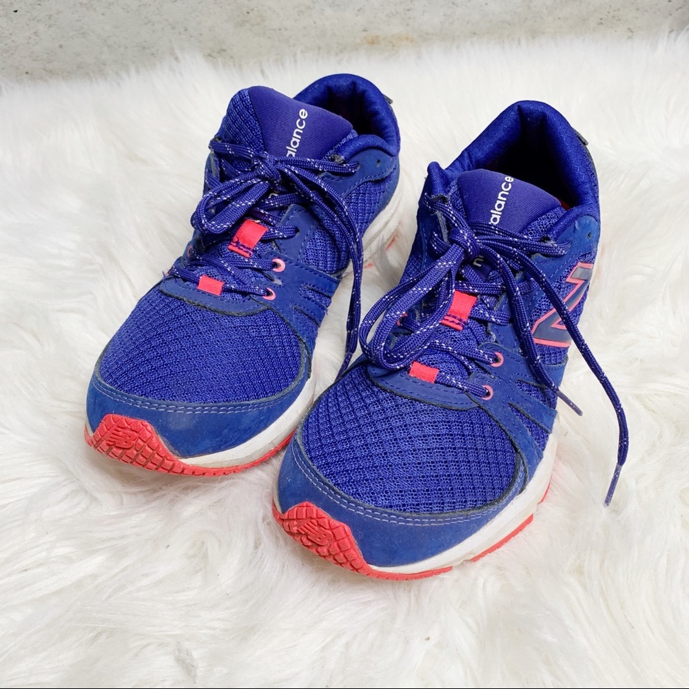 New Balance 577 v 3 blue pink size 7.5
